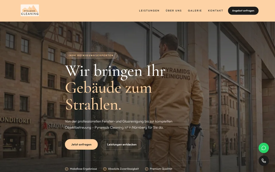 Website von Pyramids Cleaning mit warmer Bildsprache und direkter Kontaktmöglichkeit